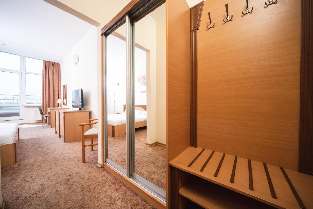 Optima Odesa Hotel Eksteriør billede